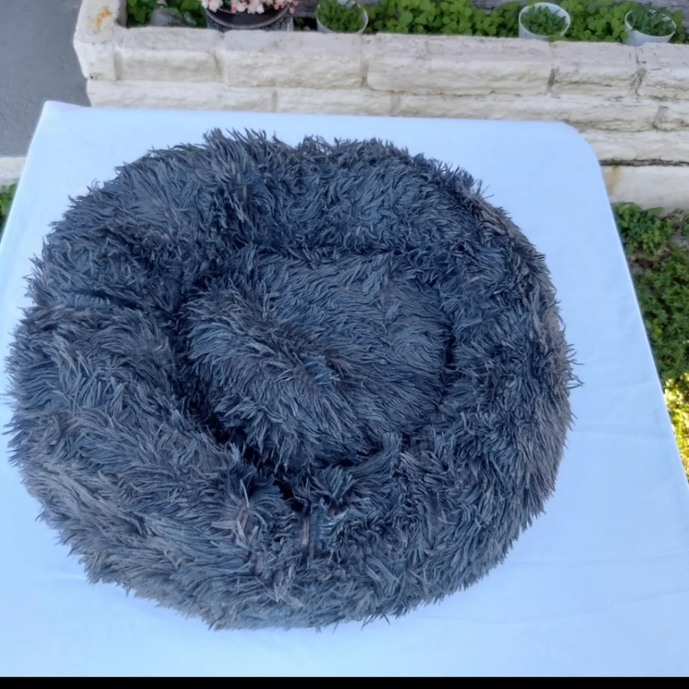 Pets bedding confortable.dark gray color